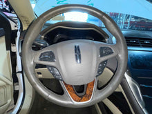 Load image into Gallery viewer, Steering Wheel Lincoln MKZ 2014 - NW544099
