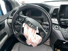 Load image into Gallery viewer, Steering Wheel Honda Odyssey 2019 - NW585829