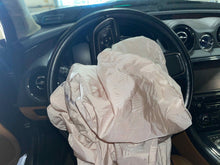 Load image into Gallery viewer, Steering Wheel Jaguar XJ 2011 - NW482349