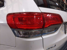 Load image into Gallery viewer, Tail Lamp Light GRAND CHEROKEE 2016 - NW678178