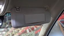 Load image into Gallery viewer, Interior Sun Visors Buick Lacrosse 2017 - NW419928