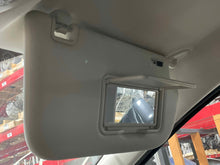 Load image into Gallery viewer, Interior Sun Visors Ford Escape 2016 - NW649807