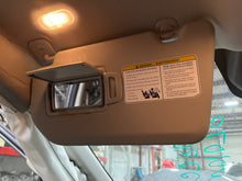Load image into Gallery viewer, Interior Sun Visors Nissan Rogue 2022 - NW702900