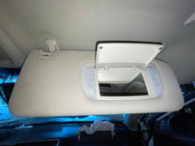 Load image into Gallery viewer, Interior Sun Visors Subaru Legacy 2018 - NW561365