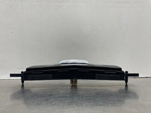 Load image into Gallery viewer, Temperature Controls Cadillac XT5 2017 - NW710457