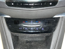 Load image into Gallery viewer, Temperature Controls Cadillac XT5 2018 - NW713199