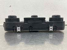 Load image into Gallery viewer, Temperature Controls BMW Z4 2003 - NW713208