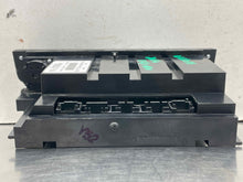 Load image into Gallery viewer, Temperature Controls PORSCHE CAYENNE 2006 - NW713995