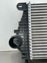 Load image into Gallery viewer, Intercooler Buick Regal 2018 - NW714023