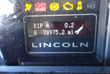 Load image into Gallery viewer, Transfer Case Lincoln Navigator 2012 - NW176576