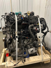 Load image into Gallery viewer, Engine Motor Cadillac XT4 2019 - NW715585