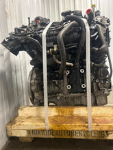 Load image into Gallery viewer, Engine Motor INFINITI QX30 2017 - NW715589