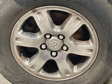 Load image into Gallery viewer, WHEEL Highlander 2001 01 02 03 04 05 06 07 16x6.5 Alloy - NW717715