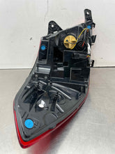 Load image into Gallery viewer, TAIL LIGHT LAMP ASSEMBLY Accord 2018 18 2019 19 2020 20 Right - NW718107