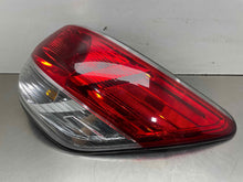 Load image into Gallery viewer, OUTER TAIL LIGHT LAMP Nissan Pathfinder 13 14 15 16 Right - NW722043