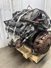 Load image into Gallery viewer, Engine Motor CHALLENGER 2010 - NW726409