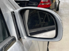 Load image into Gallery viewer, SIDE VIEW DOOR MIRROR ML320 ML350 ML500 ML550 ML63 06 07 08 Right - NW728633