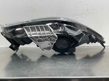 Load image into Gallery viewer, Headlight Lamp Assembly INFINITI QX60 2020 - NW729547