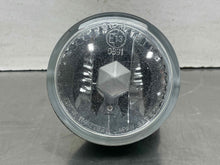 Load image into Gallery viewer, FOG LAMP LIGHT XA Echo Highlander MR2 Prius 03-09 Bumper Mounted Right - NW731334