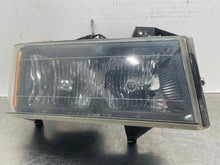 Load image into Gallery viewer, HEADLIGHT LAMP ASSEMBLY Colorado Canyon I-280 I-290 I-350 I-370 04-12 Right - NW733174