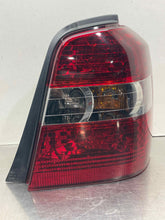 Load image into Gallery viewer, TAIL LIGHT LAMP ASSEMBLY Toyota Highlander 04 05 06 07 Right - NW734996