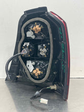 Load image into Gallery viewer, TAIL LIGHT LAMP ASSEMBLY Toyota Highlander 04 05 06 07 Left - NW735103