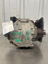 Load image into Gallery viewer, TRANSFER CASE Highlander Sienna RX330 2004 04 2005 05 2006 06 2007 07 - NW735235