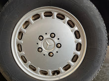 Load image into Gallery viewer, WHEEL 300E 420 350 560SEC 560SEL 16x6.5 88 89 90 91 - NW739228