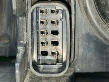 Load image into Gallery viewer, HEADLIGHT LAMP ASSEMBLY Chevy Impala 2004 04 2005 05 Right - NW739410