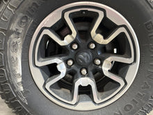 Load image into Gallery viewer, WHEEL RIM 1500 Pickup 2015-2018 17x8 ALUM 17x8, 5 lug, 5-1/2" - NW743697