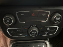 Load image into Gallery viewer, Temperature Controls Jeep Compass 2020 - NW748031