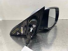 Load image into Gallery viewer, Side View Door Mirror Honda HR-V 2022 - NW749763