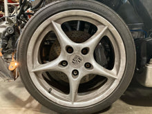 Load image into Gallery viewer, Wheel Rim PORSCHE 911 2004 - NW749923