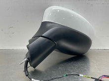 Load image into Gallery viewer, Side View Door Mirror Plymouth Voyager 2020 - NW751379