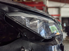 Load image into Gallery viewer, HEADLIGHT LAMP ASSEMBLY 740i 740il 750 HYBRID 750i 750il 09-12 Right - NW334358