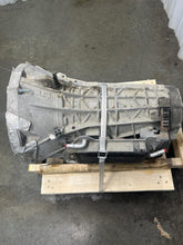 Load image into Gallery viewer, Transmission FORD F150 PICKUP 2022 - NW754882