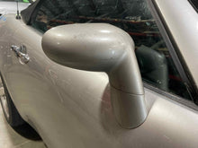 Load image into Gallery viewer, Side View Door Mirror Pontiac Solstice 2006 - NW754318