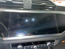 Load image into Gallery viewer, Info-Gps Screen AUDI Q3 2020 - NW754787