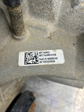 Load image into Gallery viewer, Transfer Case GRAND CHEROKEE 2022 - NW754652
