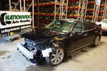Load image into Gallery viewer, Transfer Case LEXUS LS600HL 2012 - NW176943