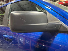 Load image into Gallery viewer, SIDE VIEW DOOR MIRROR 1500 Pickup 2500 Pickup 2015-2020 Right - NW759406