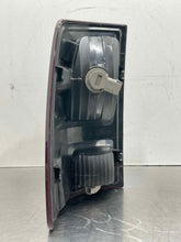 Load image into Gallery viewer, TAIL LIGHT LAMP ASSEMBLY 1500 Pickup 2500 Pickup 3500 Pickup 09-14 Right - NW759802