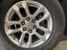 Load image into Gallery viewer, Wheel Rim SILVERADO 1500 PICKUP 2022 - NW763194