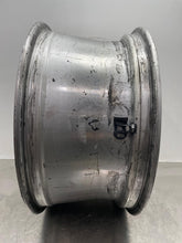 Load image into Gallery viewer, Wheel Rim Chevrolet Corvette 2005 - NW762873