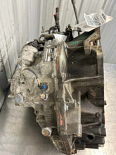 Load image into Gallery viewer, Transmission VOLVO 70 SERIES 1999 - NW764563