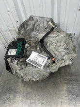 Load image into Gallery viewer, Transmission COUNTRYMAN 2020 - NW765225