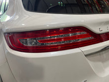 Load image into Gallery viewer, Tail Lamp Light Lincoln MKC 2019 - NW765498