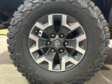Load image into Gallery viewer, WHEEL RIM Tacoma 2016-2020 16x7 ALLOY 16x7, 6 lug, 5-1/2" - NW768054