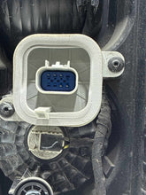 Load image into Gallery viewer, TAIL LIGHT LAMP ASSEMBLY 14 15 16 17 18 19 Left - NW769089