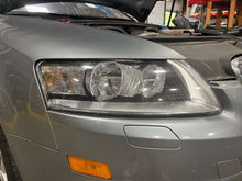 Load image into Gallery viewer, HEADLIGHT LAMP ASSEMBLY Audi A6 2009 09 2010 10 2011 11 Right - NW770549